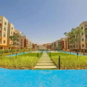 كمبوند بروميناد التجمع الجامس